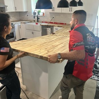 Cobo Kitchen Master & Home Repair - Careful and SKILLED counter top disassembly. - Plumbing Near Me - Orlando, Florida Cobo Kitchen Master & Home Repair - Careful and SKILLED counter top disassembly. - Plumbing Near Me - Orlando, Florida