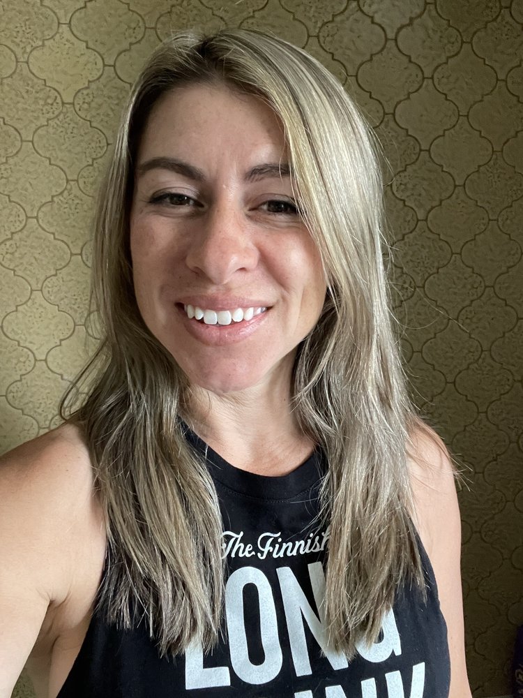 Cindy's Styling Center Logo