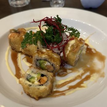 Kuma Sushi - creamy salmon roll - Sushi Bars Near Me - Bakersfield, California Kuma Sushi - creamy salmon roll - Sushi Bars Near Me - Bakersfield, California