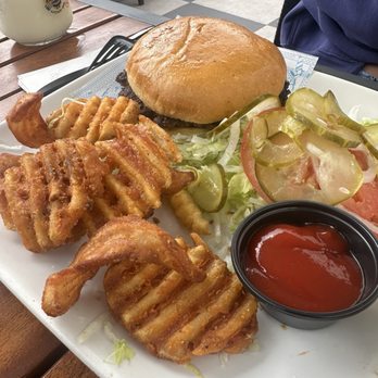 Guy Fieri's - American Near Me - Cancún, ROO
