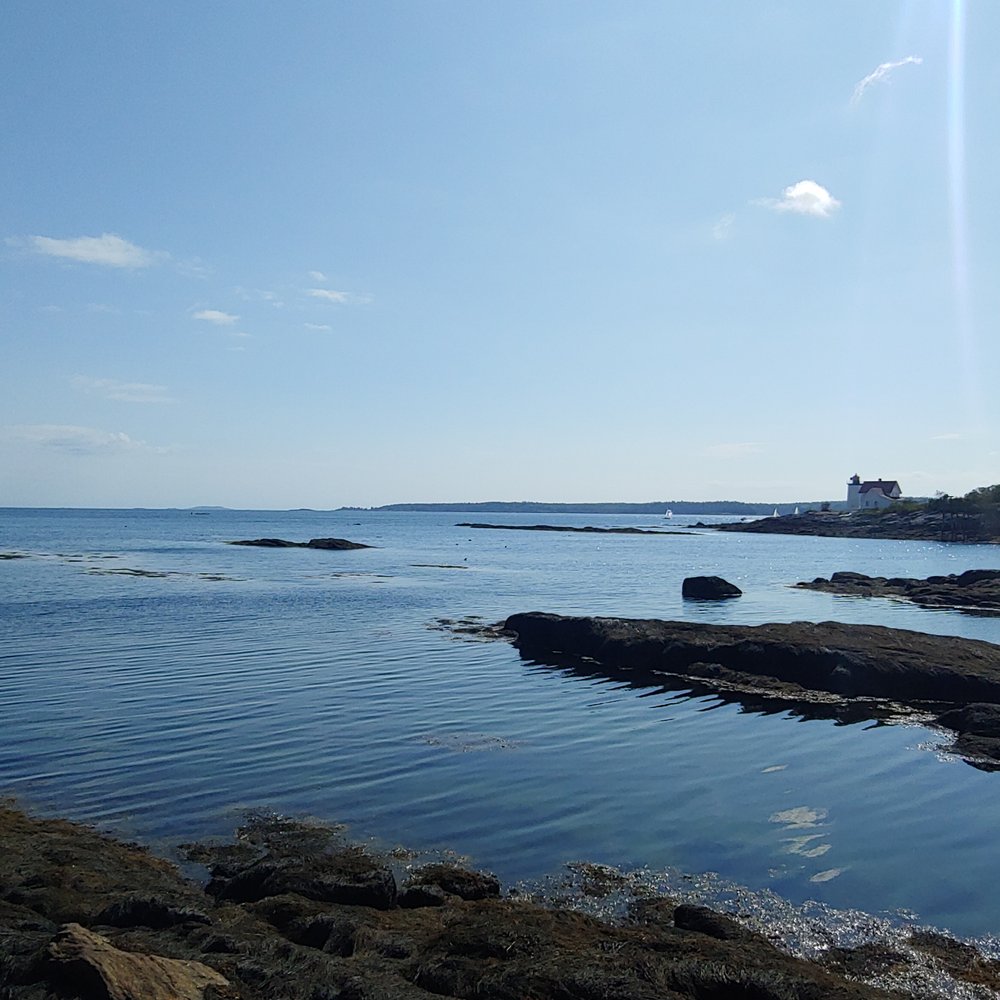 Hendricks Head Lighthouse - Landmarks & Historical Buildings Near Me - Southport, Maine Hendricks Head Lighthouse - Landmarks & Historical Buildings Near Me - Southport, Maine