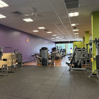 Anytime Fitness - Gyms Near Me - Medway, Massachusetts Anytime Fitness - Gyms Near Me - Medway, Massachusetts