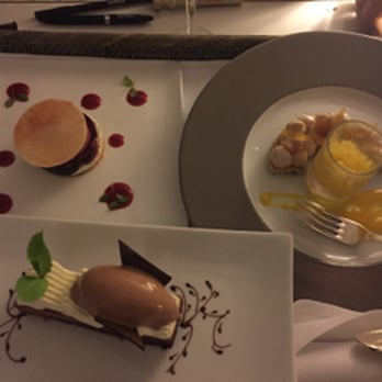 Château d'Etoges Restaurant - desserts - French Near Me - Étoges, 51