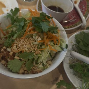 Mai Lee - Bun Ga Nuong - Vietnamese Near Me - Saint Louis, Missouri