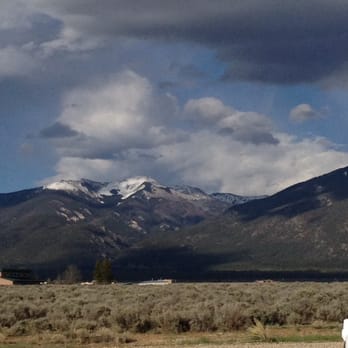 Taos Monte Bello RV Park - Pretty view - RV Parks Near Me - El Prado, New Mexico