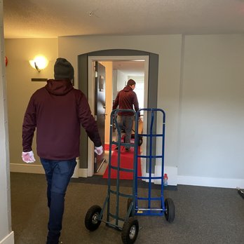 Simple Moves & Storage - Movers Near Me - North Vancouver, British Columbia Simple Moves & Storage - Movers Near Me - North Vancouver, British Columbia