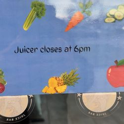 Tru Nature Juice Bar - Malaysia said they close at 5 PM on a Tuesday. Very disappointed. I got here at 5:10pm