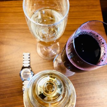 Amba Hotel - It's 3 pm London time! - Hotels Near Me - London, XGL