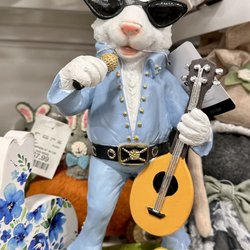 HomeGoods - March 2023