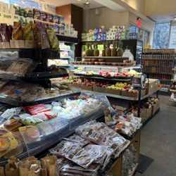 Battery Place Market