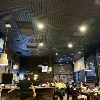Rockin' Cajun Seafood And Grill - The hustle and bustle - Cajun/Creole Near Me - Carson, California