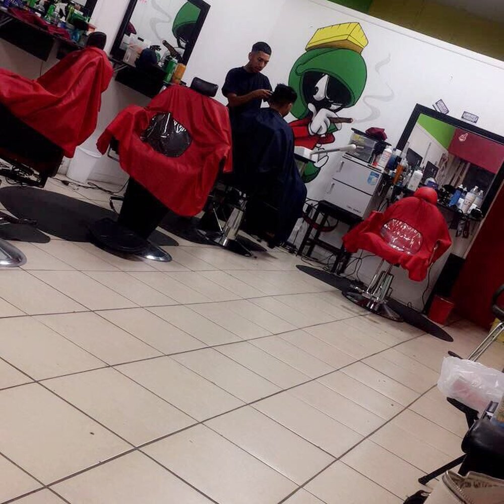 Lavish Kuttz - Erik the barber - Men's Hair Salons Near Me - Bell, California