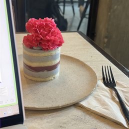 Black Sesame Strawberry Cake Black Sesame Strawberry Cake