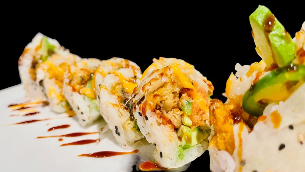 Yoimi Sushi & Hibachi Logo