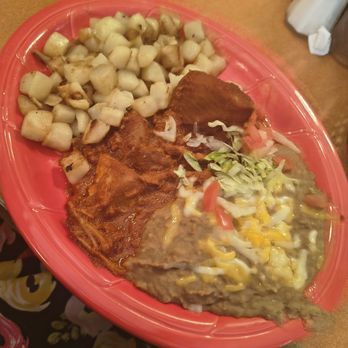 Los Cuates - Carne adovada - New Mexican Cuisine Near Me - Albuquerque, New Mexico Los Cuates - Carne adovada - New Mexican Cuisine Near Me - Albuquerque, New Mexico