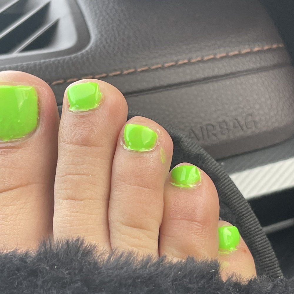 Leann's Nails - No shape, nail polish all over the place. Gel pedicure - Nail Salons Near Me - Alameda, California Leann's Nails - No shape, nail polish all over the place. Gel pedicure - Nail Salons Near Me - Alameda, California