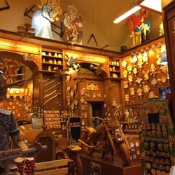 Bartolucci Italy - Se questa non è la casa di Pinocchio...