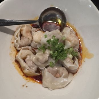 Din Tai Fung - Chicken Spicy Wontons (8 each) - Taiwanese Near Me - Seattle, Washington Din Tai Fung - Chicken Spicy Wontons (8 each) - Taiwanese Near Me - Seattle, Washington
