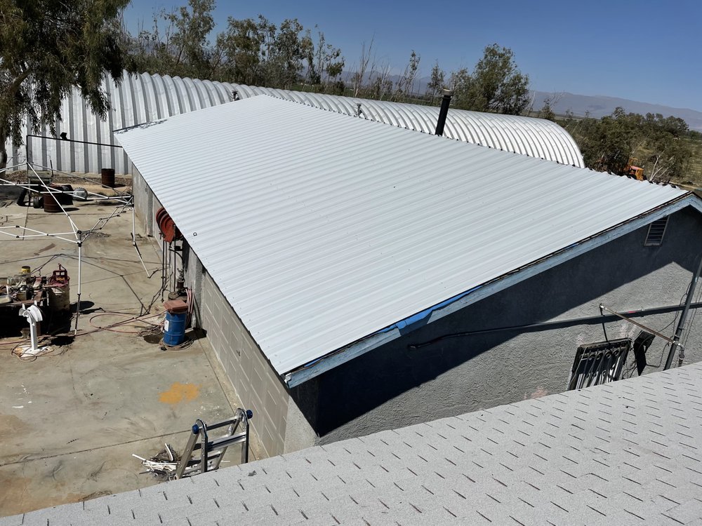 Slide of Xtreme Roofing