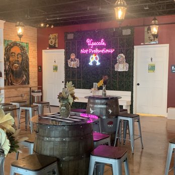 Stained Glass Wine House - Wine Bars Near Me - Gretna, Louisiana