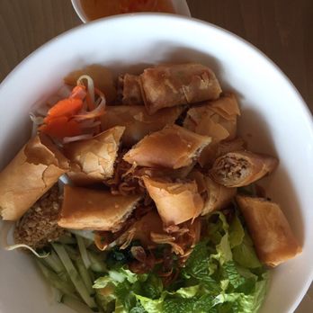 Broken Rice - Spring rolls on vermicelli- crisp, evenly wrapped pork spring rolls atop room temperature rice vermicelli $13 - Vietnamese Near Me - Honolulu, Hawaii Broken Rice - Spring rolls on vermicelli- crisp, evenly wrapped pork spring rolls atop room temperature rice vermicelli $13 - Vietnamese Near Me - Honolulu, Hawaii