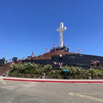 Mount Soledad National Veterans Memorial - Landmarks & Historical Buildings Near Me - La Jolla, California Mount Soledad National Veterans Memorial - Landmarks & Historical Buildings Near Me - La Jolla, California