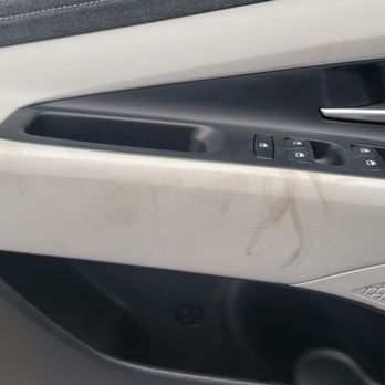 America's Tire - Technicians should not leave grease all over the inside of a car. - Tires Near Me - Glendale, California America's Tire - Technicians should not leave grease all over the inside of a car. - Tires Near Me - Glendale, California
