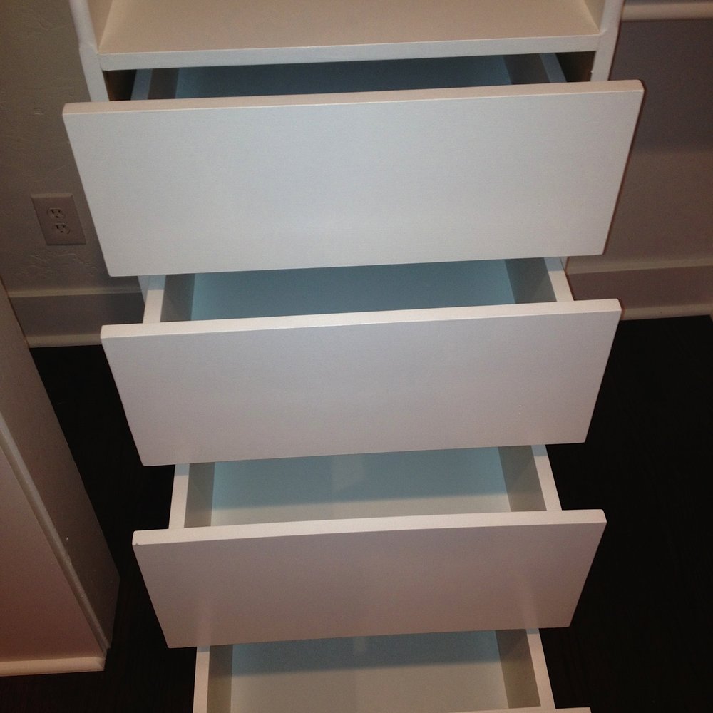 Johnny O'Brien - Close-up of the drawers - General Contractors Near Me Johnny O'Brien - Close-up of the drawers - General Contractors Near Me