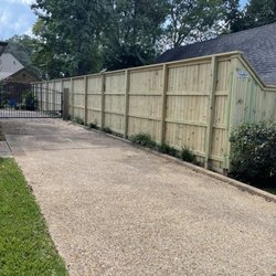 Clay's Lawn & Fencing - New fence