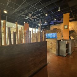 Siam Lotus Asian Kitchen & Bar - Interior