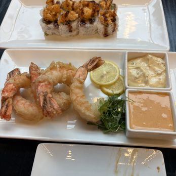 Baru - Shabu roll & tempura shrimp - Sushi Bars Near Me - Cincinnati, Ohio