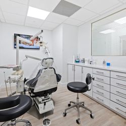 Miami Beach Smiles | Tommy Gaertner, DMD