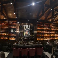 Warren - The library of drinks.