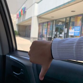 Party City - disappointed customer - Party Supplies Near Me - Naperville, Illinois