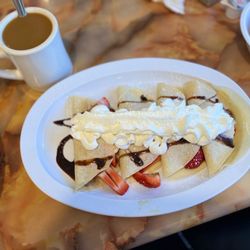 Keystone Grill & Family Bistro - Strawberry Crepes