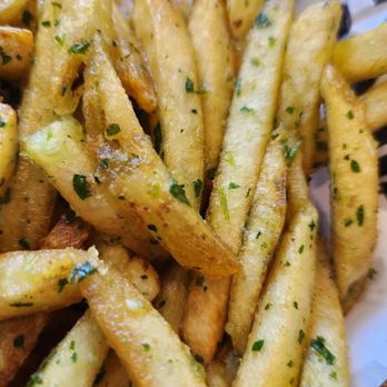 Gotts Roadside - Garlic Fries - Burgers Near Me - Napa, California