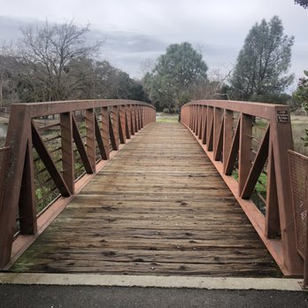Sycamore Grove Park - The bridge - Parks Near Me - Livermore, California Sycamore Grove Park - The bridge - Parks Near Me - Livermore, California