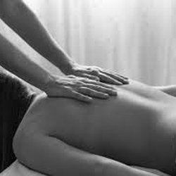 Sumana Massage & Skincare - Swedish Massage is relaxing and nourishing. It incorporates long effleurage strokes and light stretching.