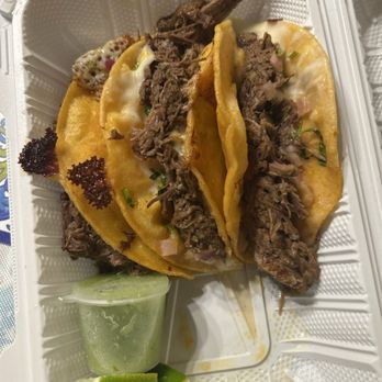 Clau And Chui's Cocina - $21 birria tacos - Mexican Near Me - Honolulu, Hawaii Clau And Chui's Cocina - $21 birria tacos - Mexican Near Me - Honolulu, Hawaii
