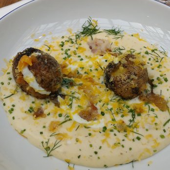 Eska - Potatoes in sauce at Eska. Delicious! - Bakeries Near Me - Prague, Puerto Rico