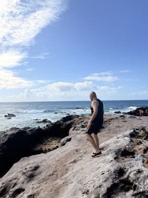 Ho'okipa Beach Park by null