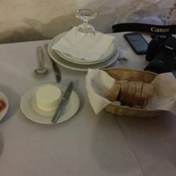 Adega Velha - Traditional starters produced close by.