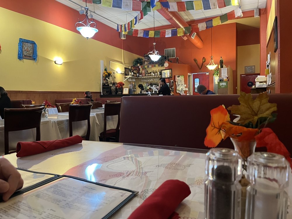 Everest Indian Restaurant