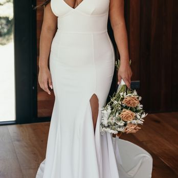 Grace Loves Lace - Mrs Jones Gown - Bridal Near Me - Phoenix, Arizona Grace Loves Lace - Mrs Jones Gown - Bridal Near Me - Phoenix, Arizona