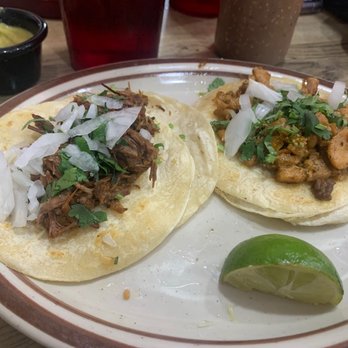 La Tapatia Mexican Grill - Barbacoa(lamb) and pollo(chicken) tacos 8/1/21 - Mexican Near Me - Warr Acres, Oklahoma La Tapatia Mexican Grill - Barbacoa(lamb) and pollo(chicken) tacos 8/1/21 - Mexican Near Me - Warr Acres, Oklahoma