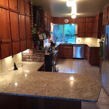 DeBroeck Solid Surface - Countertop Installation Near Me - Walla Walla, Washington