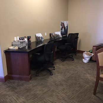 Amtrak Metropolitan Lounge - Lounges Near Me - Los Angeles, California