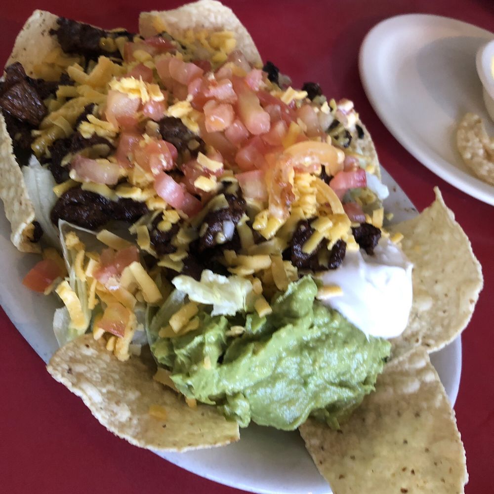 Enchiladas Y Mas - Beef fajita salad - Salad Near Me - Austin, Texas Enchiladas Y Mas - Beef fajita salad - Salad Near Me - Austin, Texas