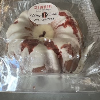 DC Wings & Cakes - Dense strawberry cake - Fish & Chips Near Me - Oklahoma City, Oklahoma