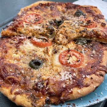 Snapdragon - Olive, feta, tomato flatbread - Vegetarian Near Me - Vashon, Washington Snapdragon - Olive, feta, tomato flatbread - Vegetarian Near Me - Vashon, Washington